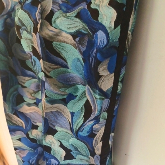 PAISLEY & GRAY Blue and Green Patterned Tuxedo Pants, 28W x 32L - Picture 8 of 9